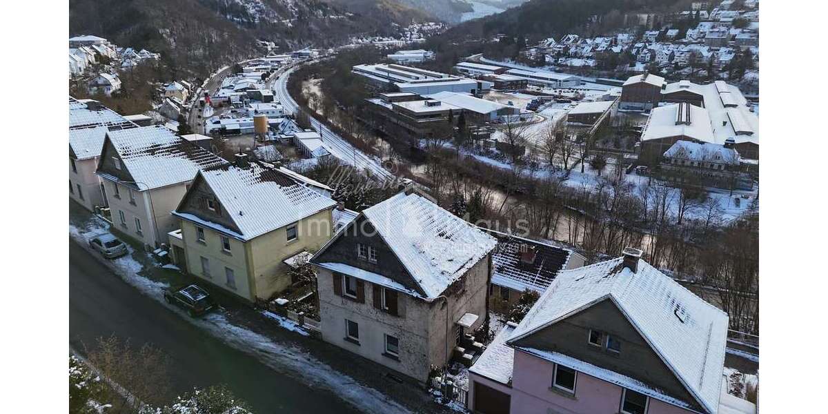 Haus zum Kaufen in Werdohl 99.000 € 116 m² 4 zimmer