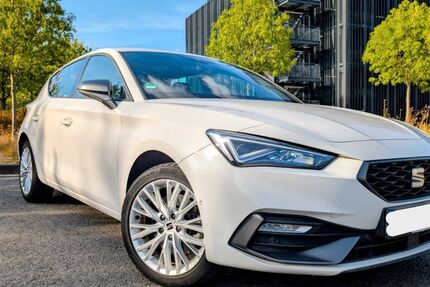 Seat Leon 59.900 km 18.900 &euro; Dortmund 44263