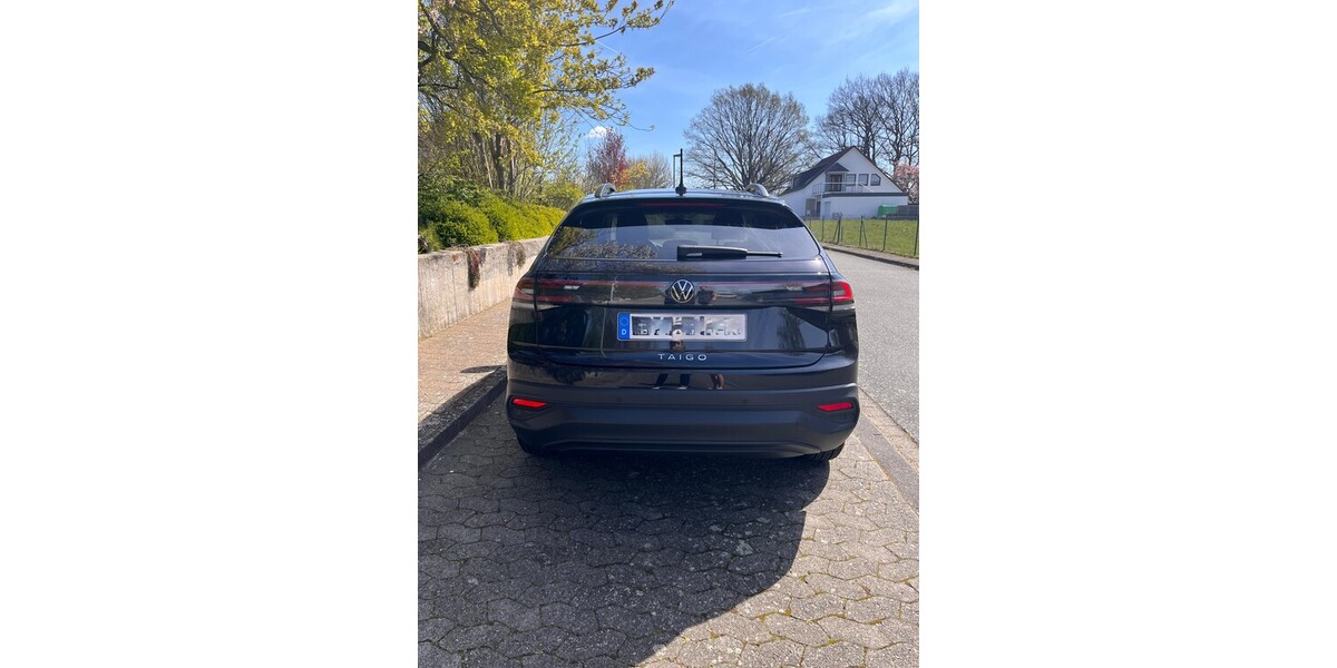 VW Taigo 16.000 km 17.500 &euro; Wolfsburg 38442