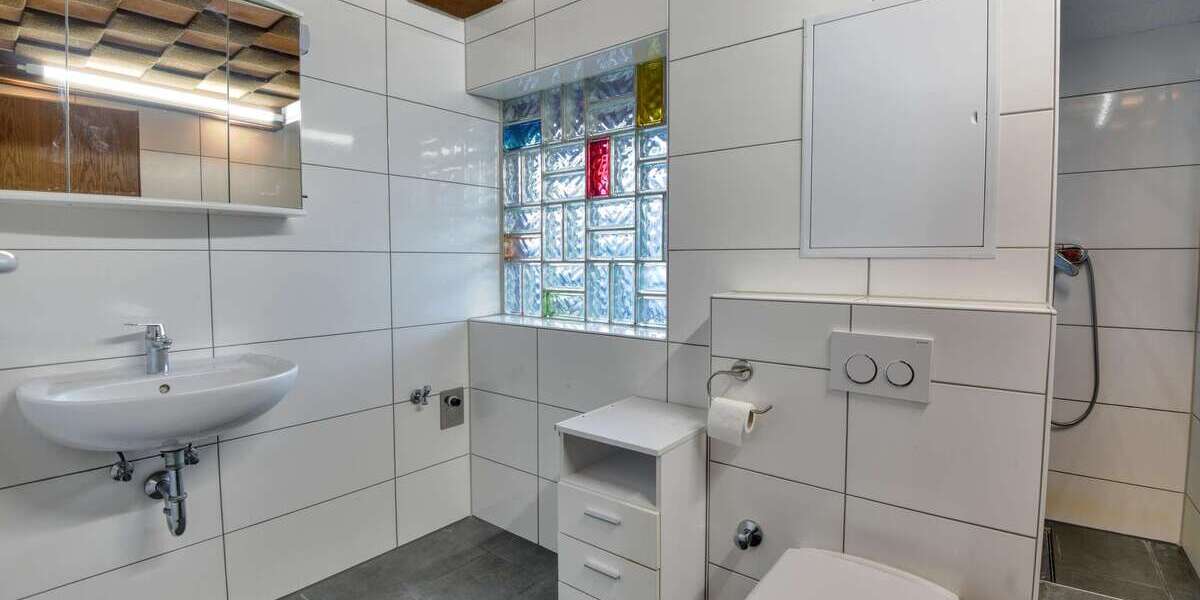 Idyllisches DHH mit Sanierungspotential in ruhiger & zentraler Lage Zusätzliches Hinterhaus inkl. - Doppelhaushälfte Ludwigshafen am Rhein Mundenheim | Angebot:25957079