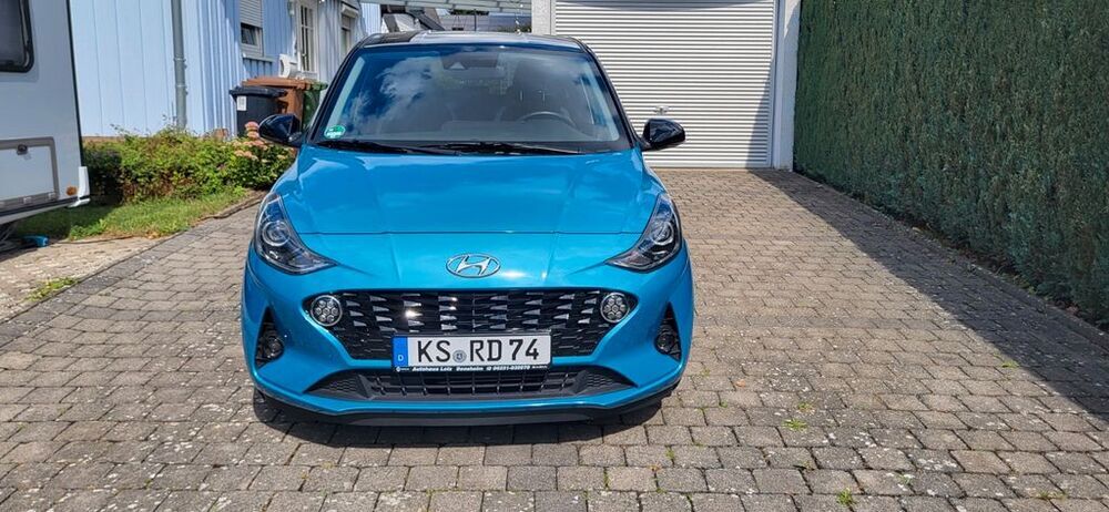 i10