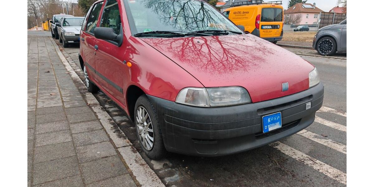 Fiat Punto 132.000 km 1.800 &euro; Nürnberg 90425