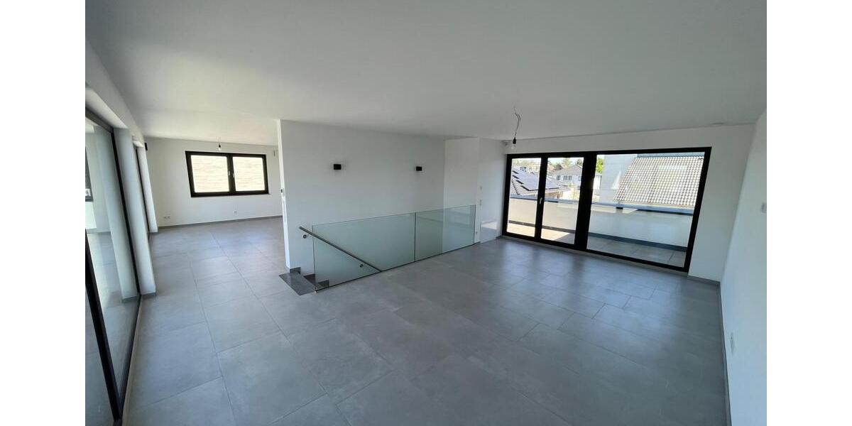 Einfamilienhaus Baesweiler - 4.5 Zimmer, 170 m&sup2;, 2.100&euro; | Angebot:26413554