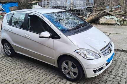 Mercedes-Benz A 180 139.000 km 7.900 &euro; Havixbeck 48329