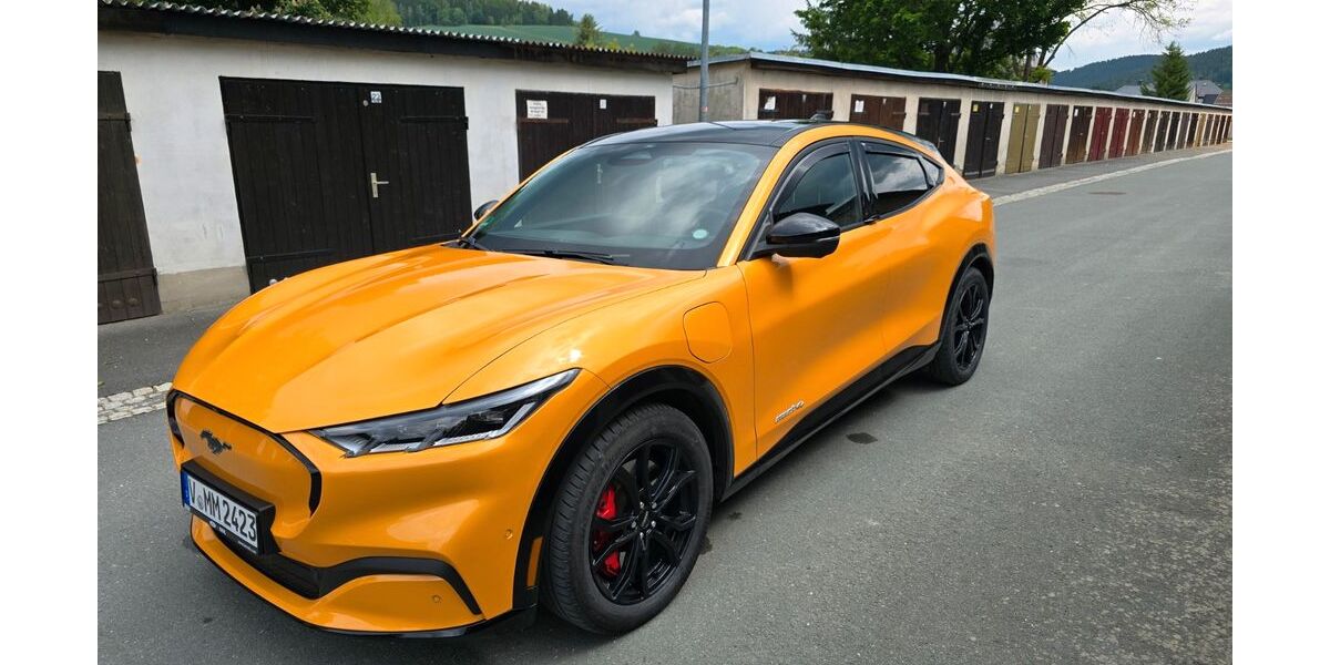 Ford Mustang Mach-E 25.000 km 27.900 &euro; Markneukirchen 08258
