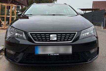 Seat Leon 87.500 km 15.700 € Nürnberg 90449
