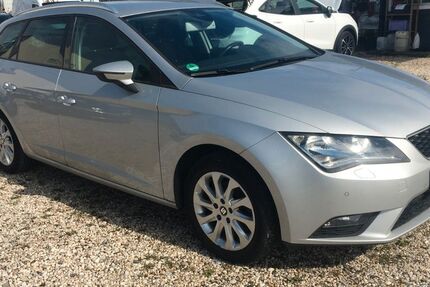 Seat Leon 125.000 km 9.699 € Bonn 53227
