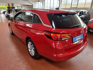 Astra Elegance Navi Keyless Park&Go Klimaautom. Wi