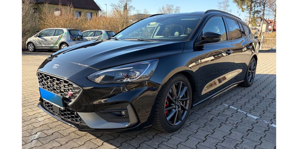 Ford Focus 83.100 km 19.700 &euro; Augsburg 86150