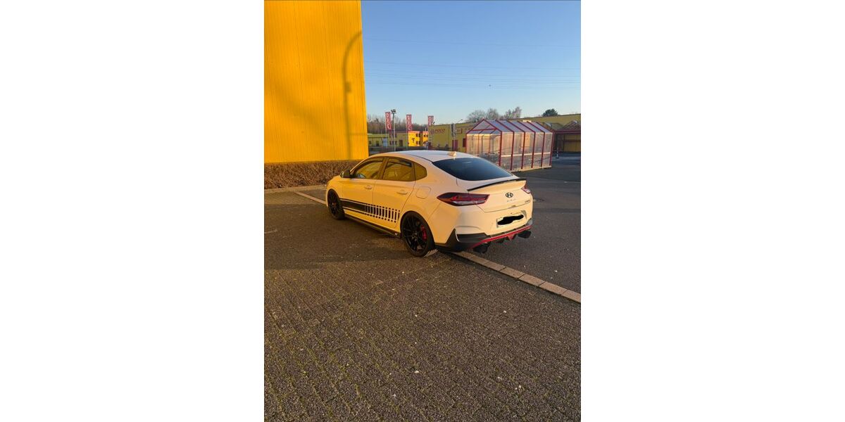 Hyundai i30 103.000 km 22.000 &euro; Hamm 59073