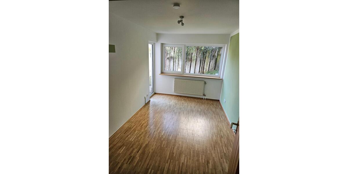 Doppelhaushälfte Niedereschach - 6 Zimmer, 153 m&sup2;, 1.376&euro; | Angebot:26064511