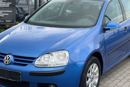 VW Golf 128.555 km 4.490 &euro; Wildau 15745