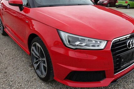 Audi A1 sport 1,8TFSI Bi-Xenon S-tronic S-line PDC 8xAl 154.000 km 15.950 € Neumarkt/OPf 92318