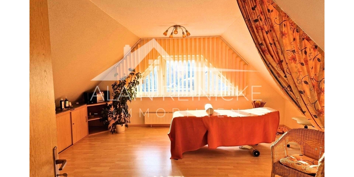 Zwei Familien auf 2 Etagen (OG+DG) 9 zimmer