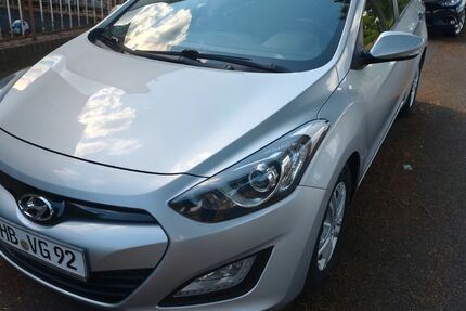 Hyundai i30 84.478 km 6.999 &euro; Bremen 28197