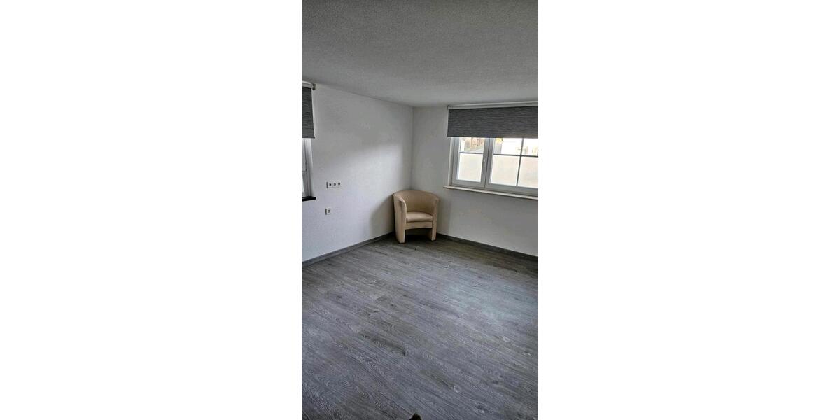 Einfamilienhaus Nagold - 7 Zimmer, 160 m&sup2;, 2.200&euro; | Angebot:26241968