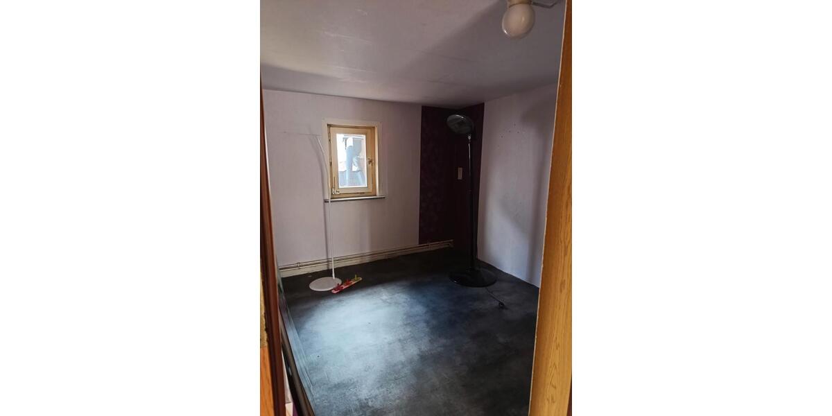 Mehrfamilienhaus, Wohnhaus Ilsede - 8 Zimmer, 198 m&sup2;, 155.000&euro; | Angebot:26416093