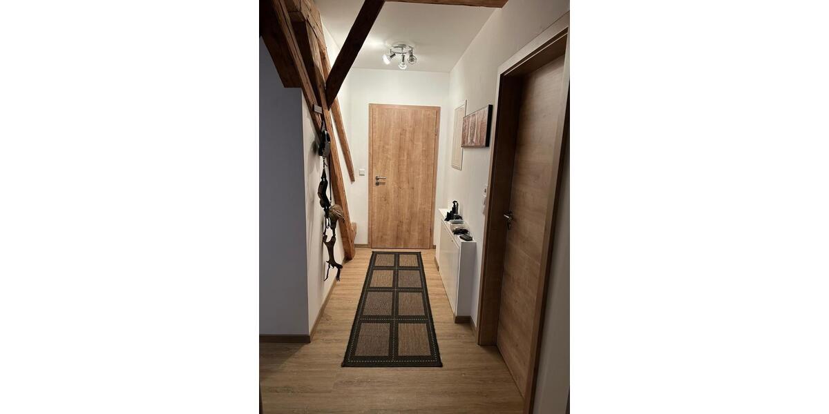 Dachgeschoßwohnung Jandelsbrunn - 2.5 Zimmer, 129 m&sup2;, 920&euro; | Angebot:24815262