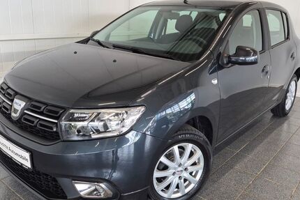 Dacia Sandero 27.000 km 7.675 &euro; Münchberg 95213