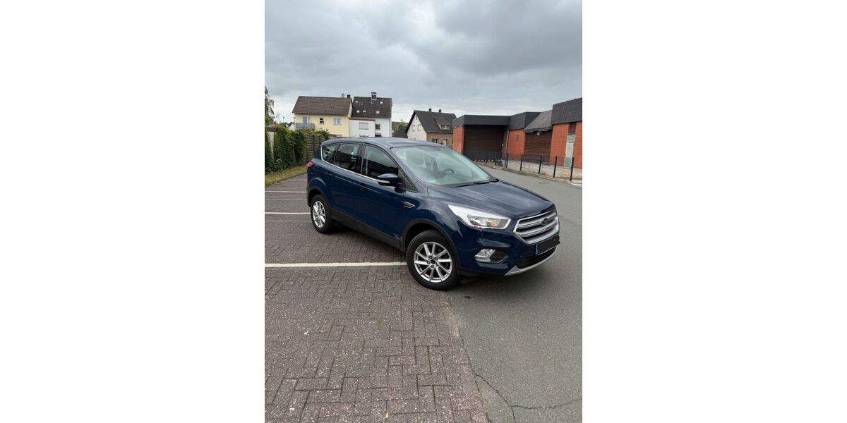 Ford Kuga 67.000 km 10.000 &euro; Delbrück 33129