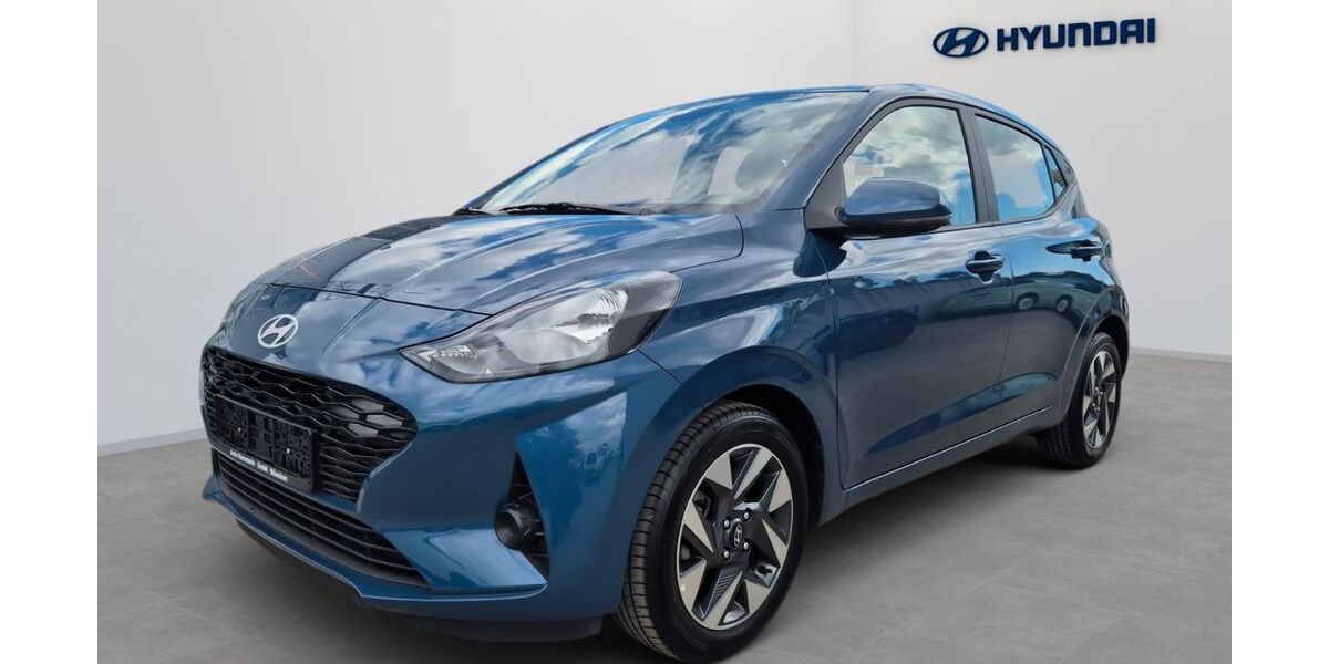 Hyundai i10 4.552 km 16.490 &euro; München 80807