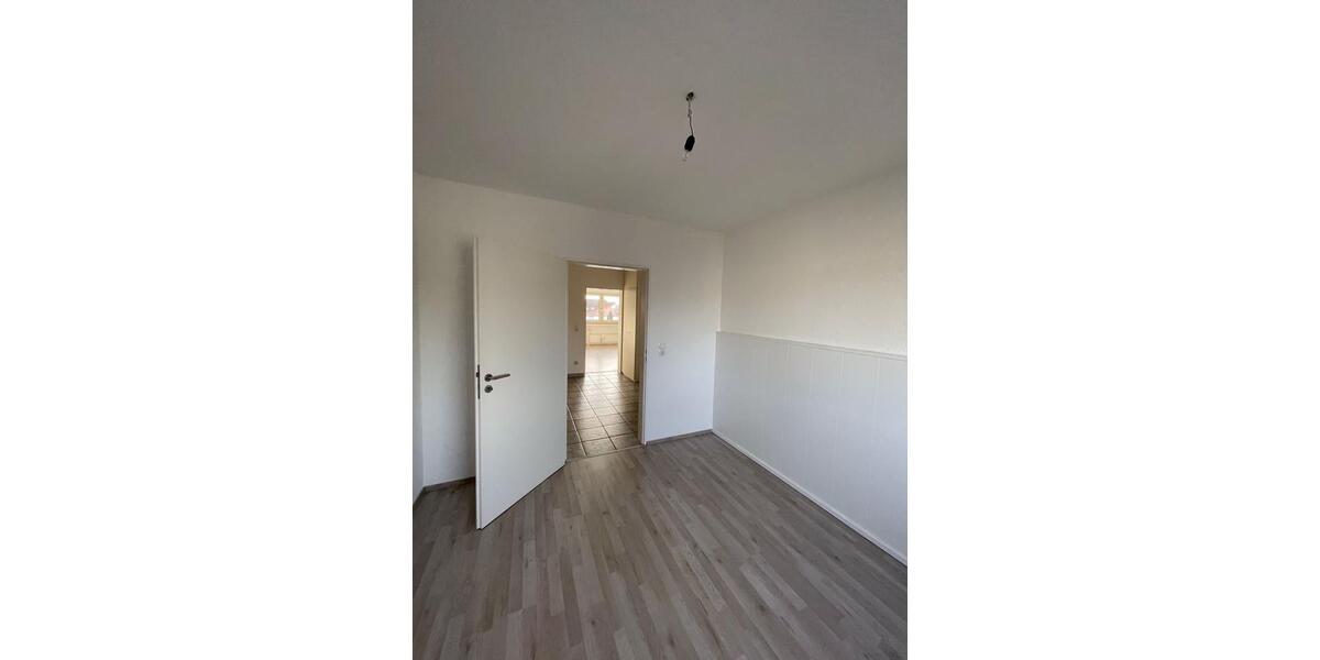 Helle 3-Zimmer-Wohnung ca. 80,85 m² Wohnfläche in Köln-Immendorf 3 zimmer