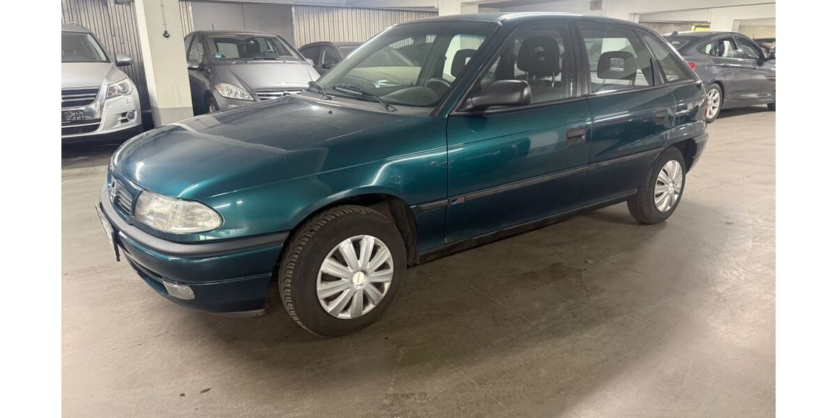 Opel Astra 125.000 km 1.500 &euro; München 80636