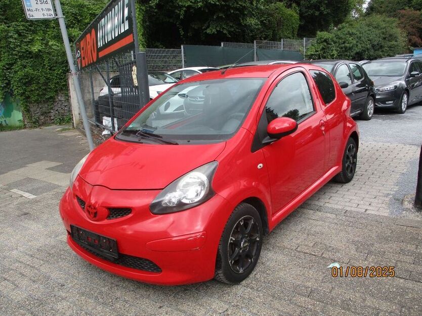 Aygo (X)