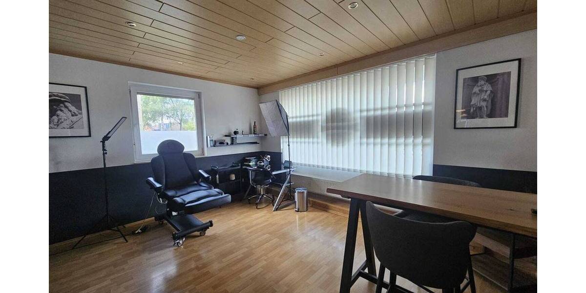 Gewerbeobjekt Waldkraiburg - 8 Zimmer, 495.000&euro; | Angebot:25729534