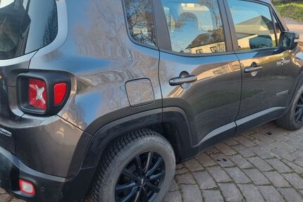 Jeep Renegade 121.000 km 12.300 &euro; Wittlich 54516