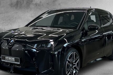 BMW iX 16.000 km 73.990 &euro; Krefeld 47800