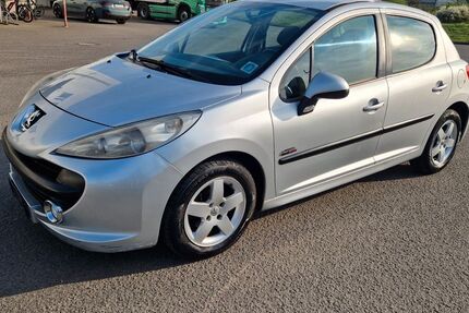 Peugeot 207 260.000 km 1.750 &euro; Germersheim 76726