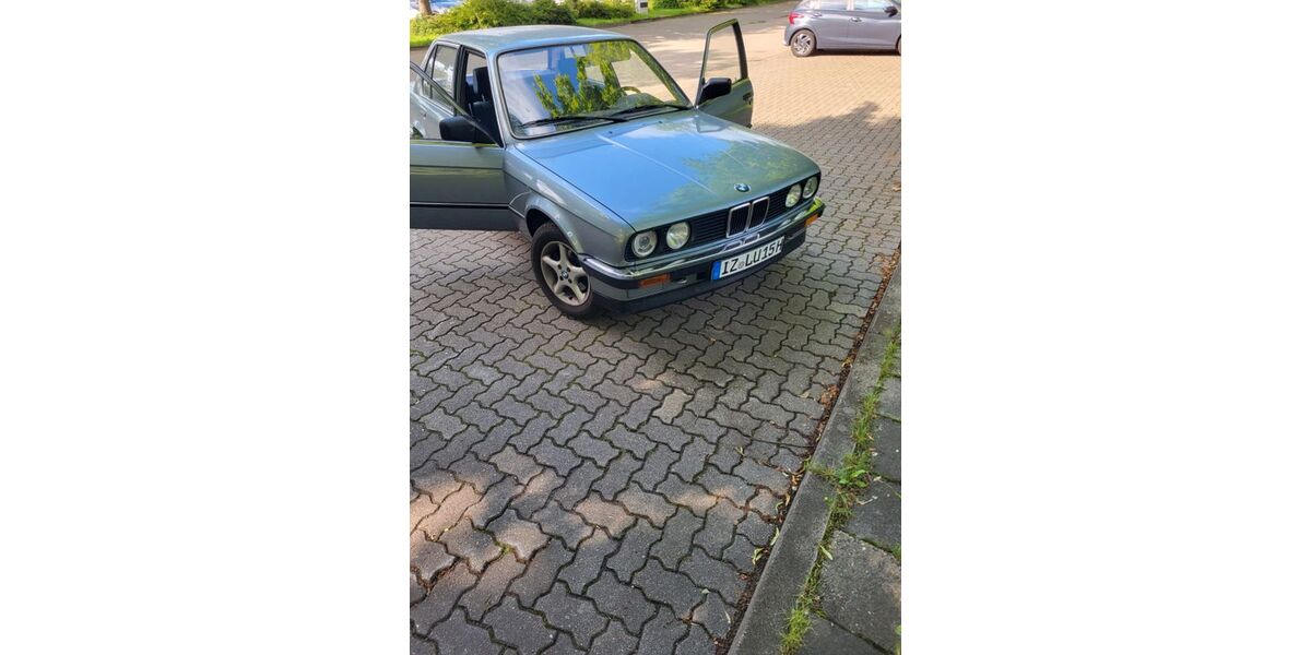 BMW 324 160.000 km 10.000 &euro; Itzehoe 25524