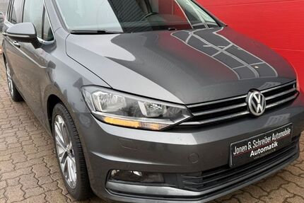 VW Touran 128.000 km 17.499 &euro; Gaushorn 25782
