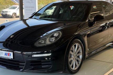 Porsche Panamera 180.000 km 27.990 € Laatzen 30880
