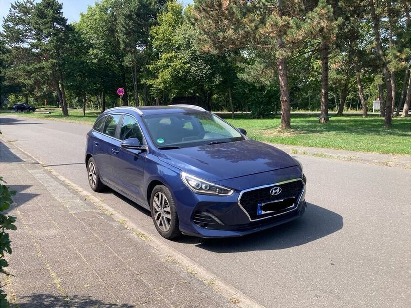 i30