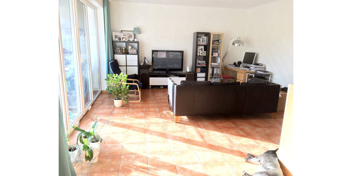 Etagenwohnung Erftstadt-Erp Lechenich - 3 Zimmer, 102 m&sup2;, 1.450&euro; | Angebot:25997897