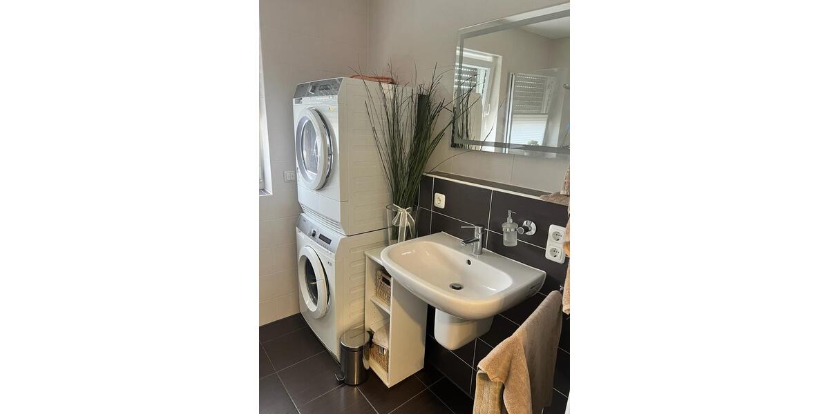 Einfamilienhaus Wardenburg - 3 Zimmer, 120 m&sup2;, 1.500&euro; | Angebot:24628524