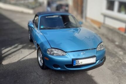 Mazda MX-5 123.000 km 6.900 € Ulm 89077