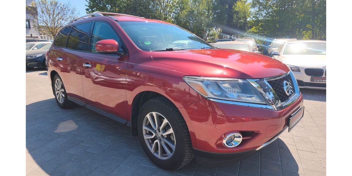 Nissan Pathfinder 195.131 km 4.999 &euro; Fellbach 70736
