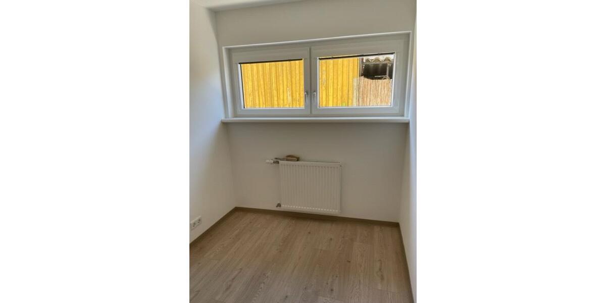 Erdgeschoßwohnung Bad Neustadt an der Saale - 1.5 Zimmer, 42 m&sup2;, 460&euro; | Angebot:24889022