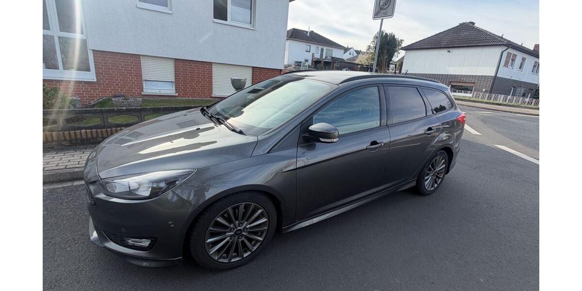 Ford Focus 185.000 km 9.000 &euro; Borken 34582