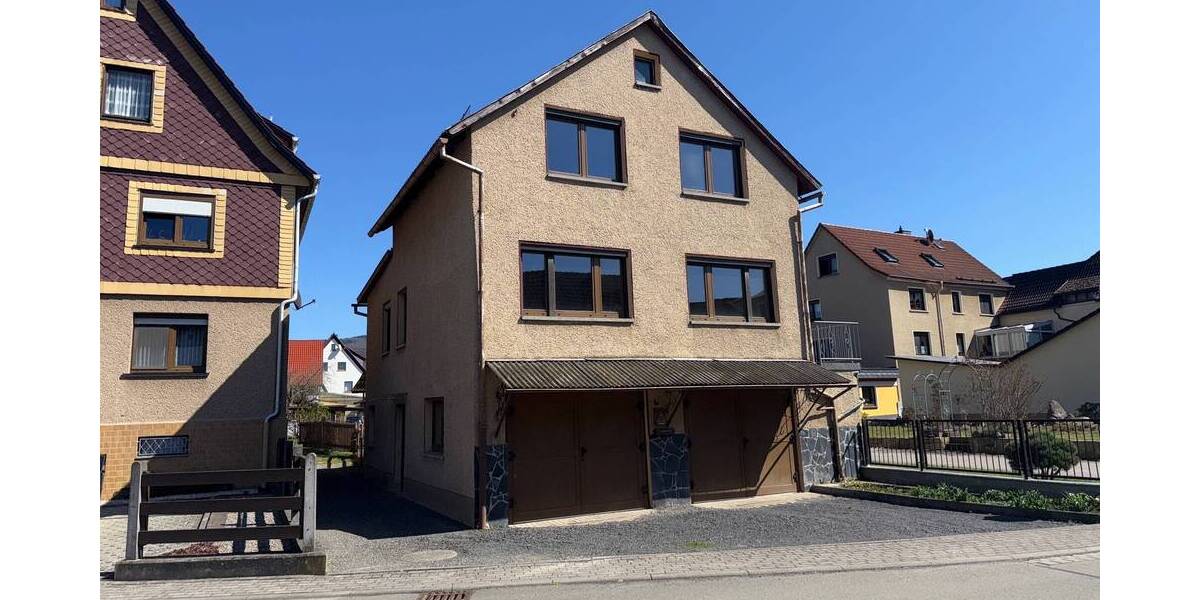 Mehrfamilienhaus, Wohnhaus Brotterode-Trusetal Trusetal - 4 Zimmer, 92 m&sup2;, 95.000&euro; | Angebot:25708450