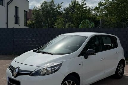 Renault Scenic 49.000 km 9.200 &euro; Reilingen 68799