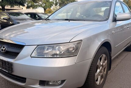 Hyundai SONATA 95.061 km 1.750 &euro; Berlin 12249