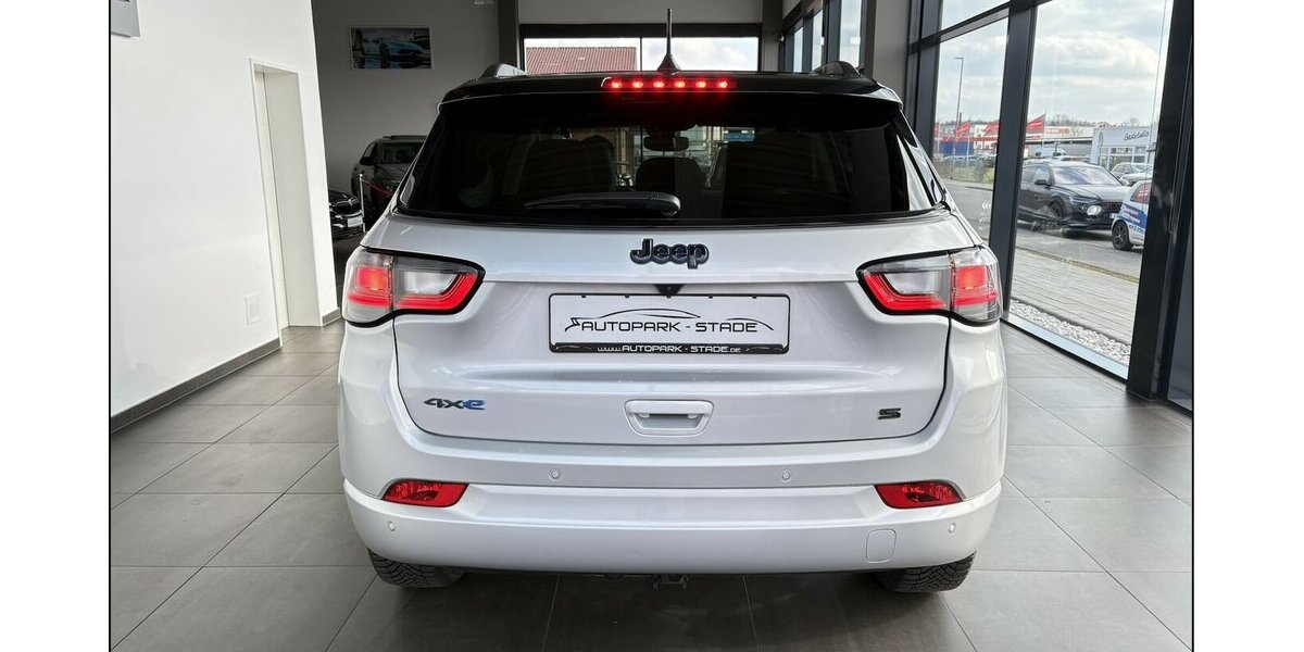 Jeep Compass S Plug-In 4WD ACC Keyless Pano Assist 53.000 km 23.999 &euro; Stade 21682