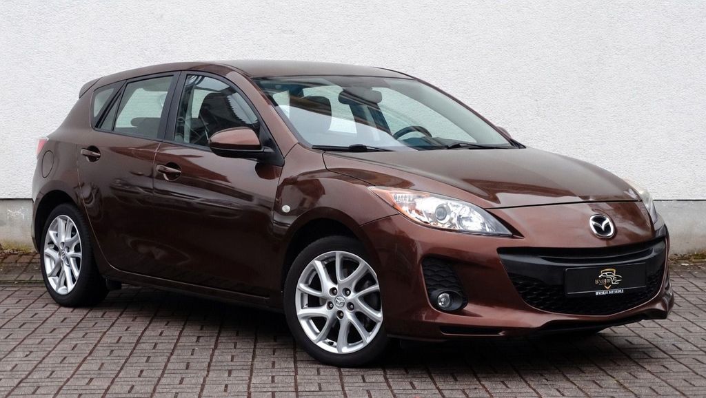 Mazda 3 114.390 km 9.290 &euro; Bensheim 64625