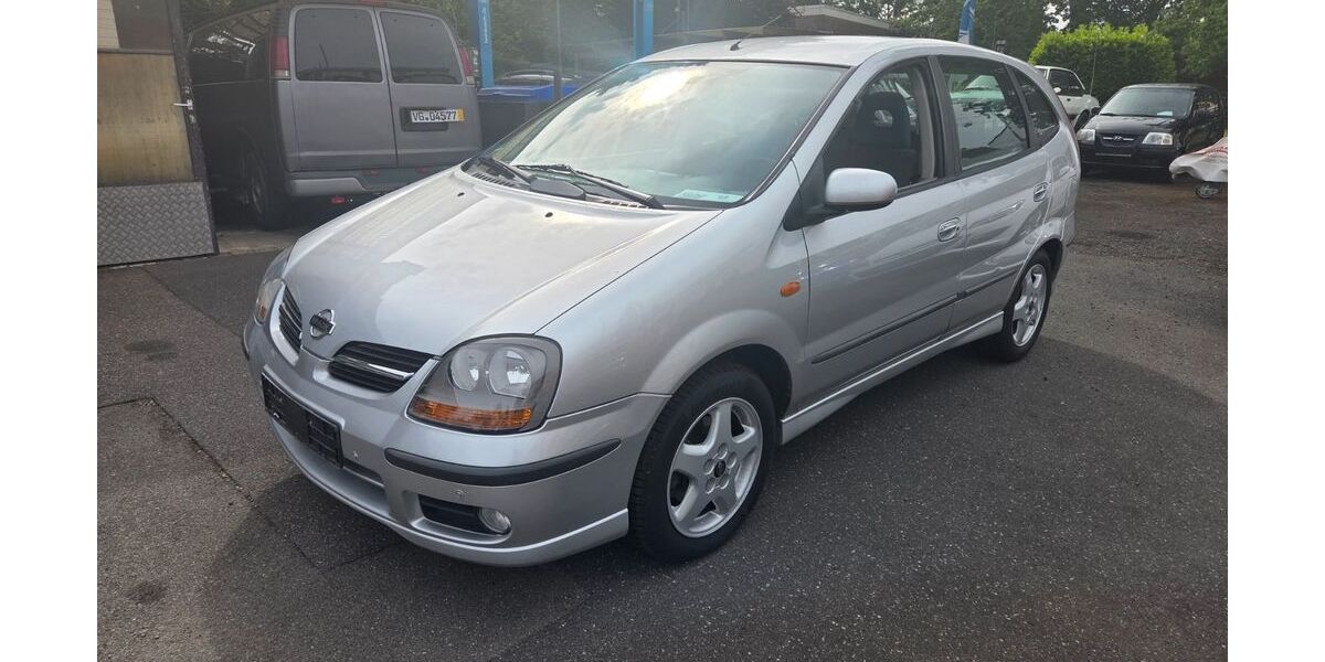 Nissan Almera 71.000 km 3.999 &euro; Krefeld 47807