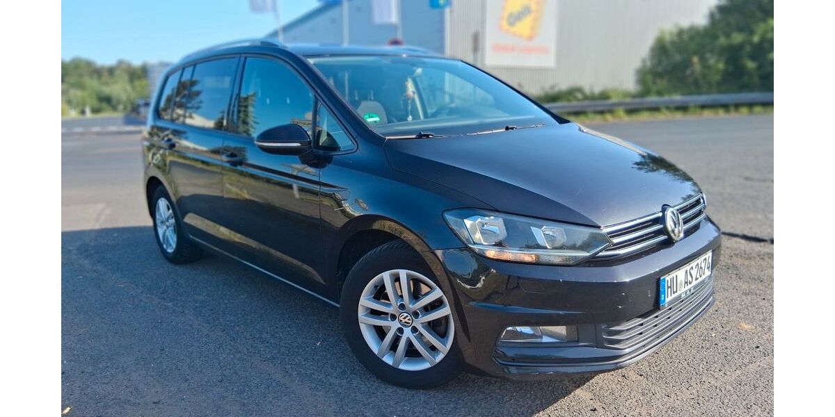VW Touran 291.309 km 11.999 &euro; Hanau 63450