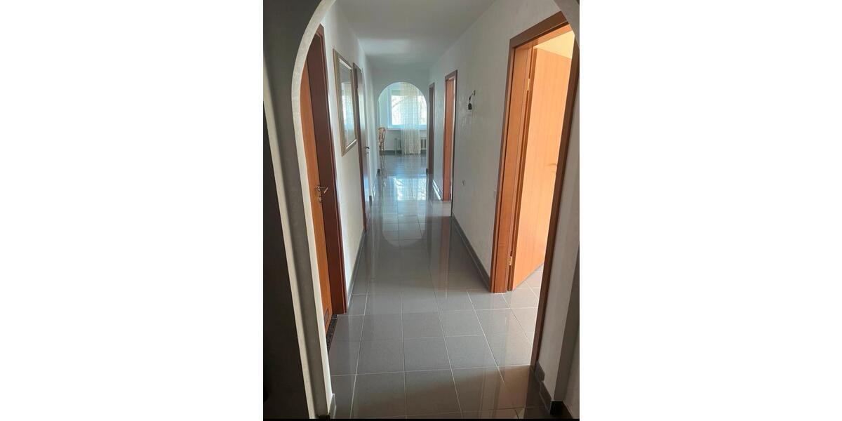 Etagenwohnung Pfullingen - 4 Zimmer, 100 m&sup2;, 329.000&euro; | Angebot:26785739